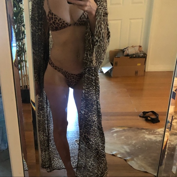 Monica hansen NWT leopard bikini  👙 - Picture 10 of 16
